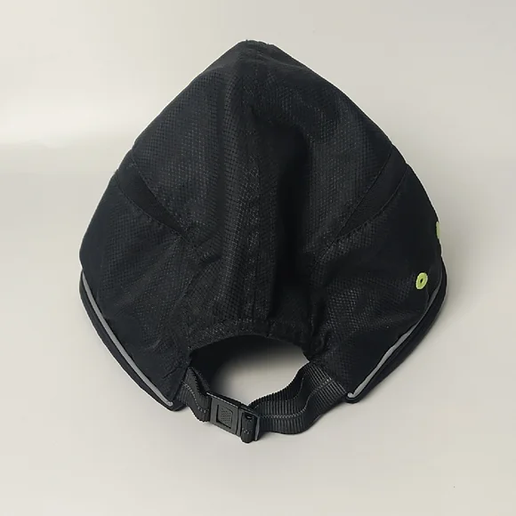 Mizuno Black Cap with Silver Accents - Picture 3 of 8